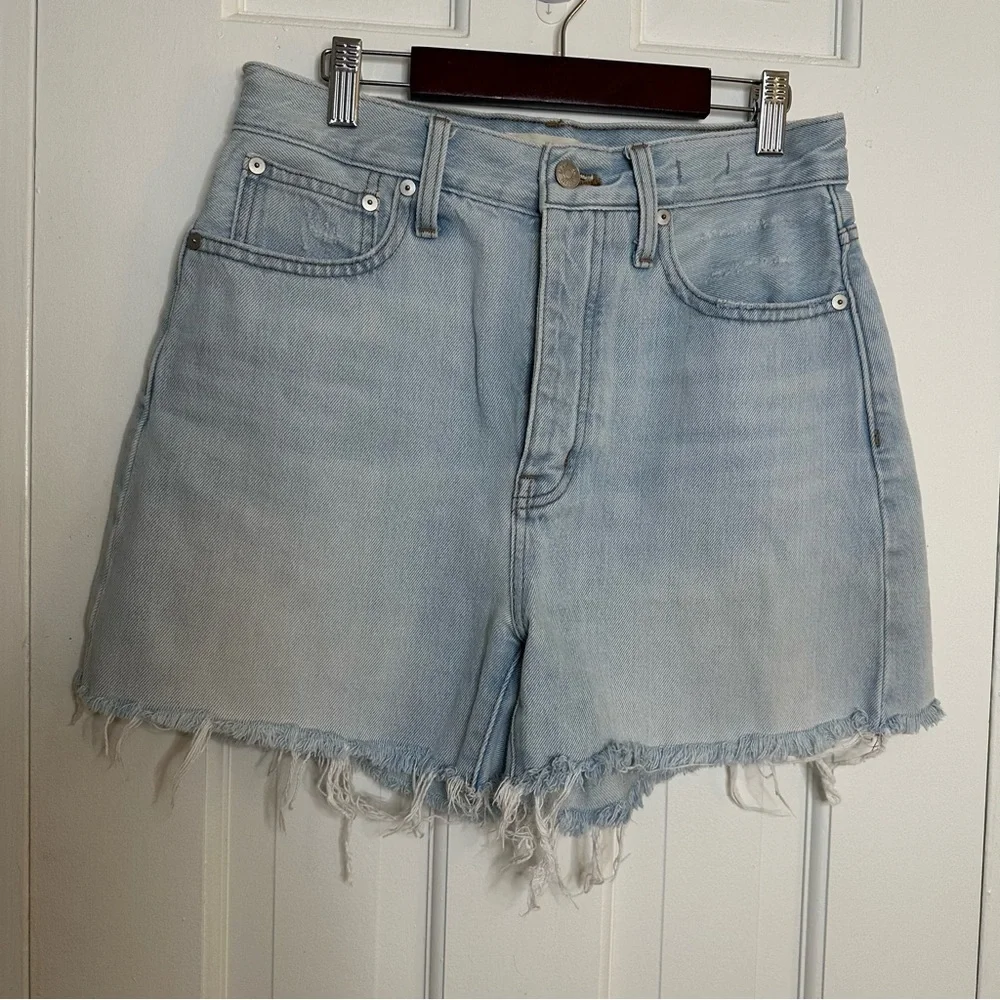 Madewell The Momjean Shorts Fitzgerald Wash Light Raw Edge High Waist Button 25 - Picture 4 of 8